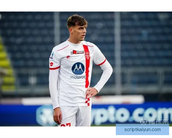 马尔蒂尼球队核心作用分析及其在战术中的重要性